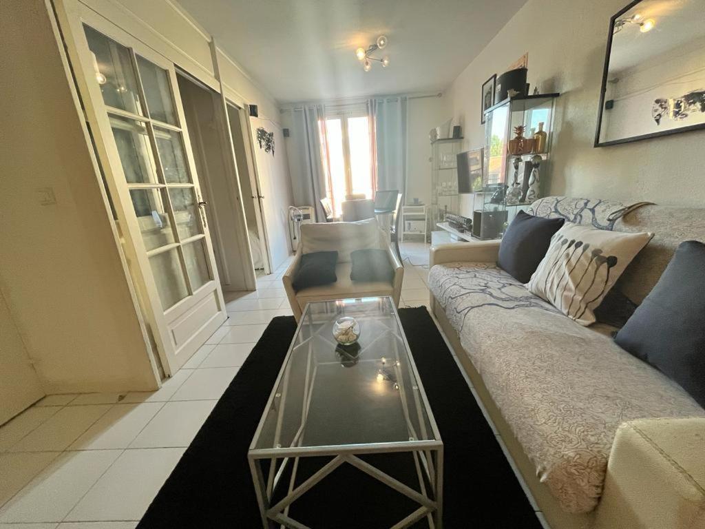 Appartement Coeur De St Tropez سان تروبيه المظهر الخارجي الصورة